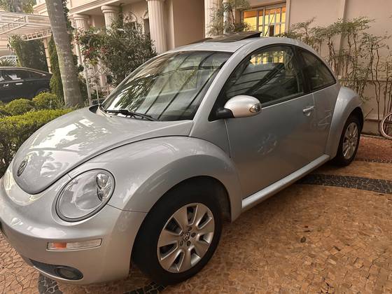 VOLKSWAGEN NEW BEETLE 2.0 MI 8V GASOLINA 2P TIPTRONIC
